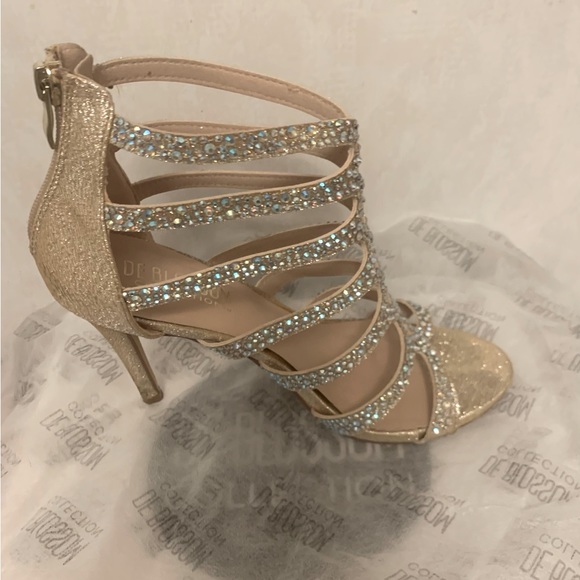 Women shoes sz 6.5 - Picture 4 of 4